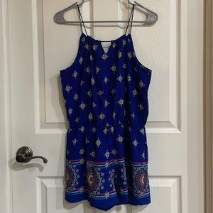 E hanger M brand Blue Geometric Print Romper size M